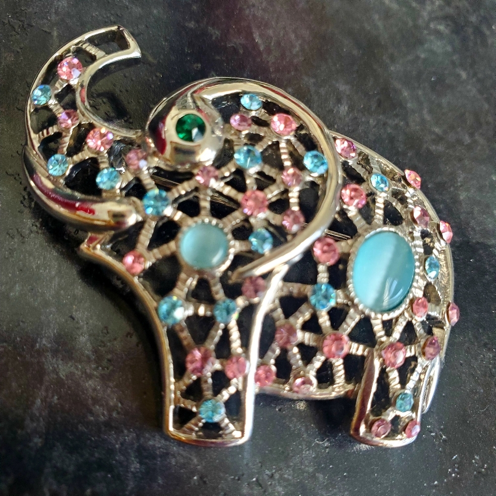 Vintage Filagree Embellished Silver Elephant Brooch Pink & Teal Blue Stones Boho